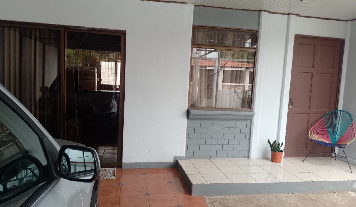 WhatsApp Image 2025-06-01 at 13.34.46